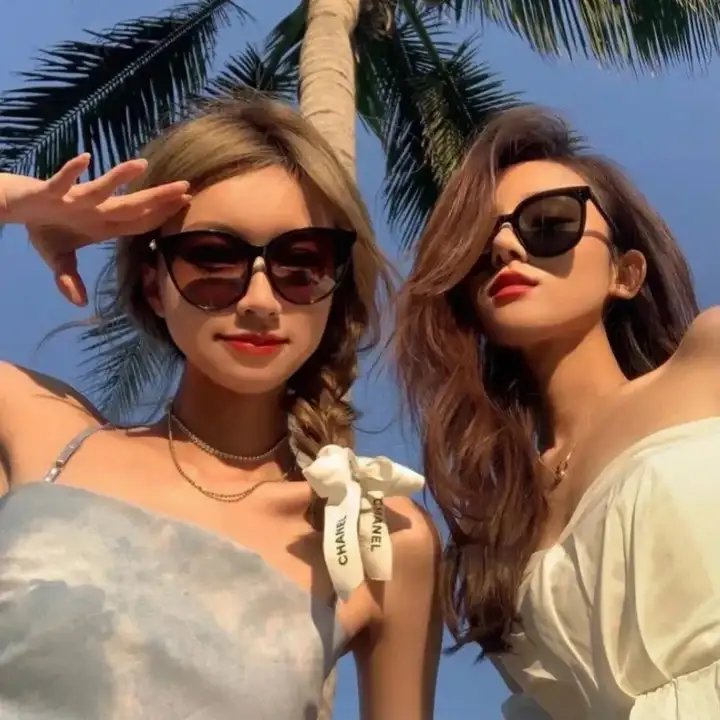 推动情人的床